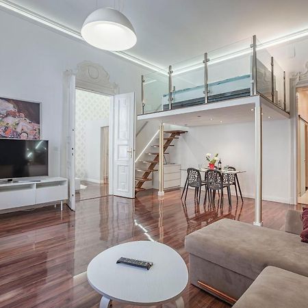 Luxury Art Deco Flat / Big Balcony Apartment Budapest Luaran gambar