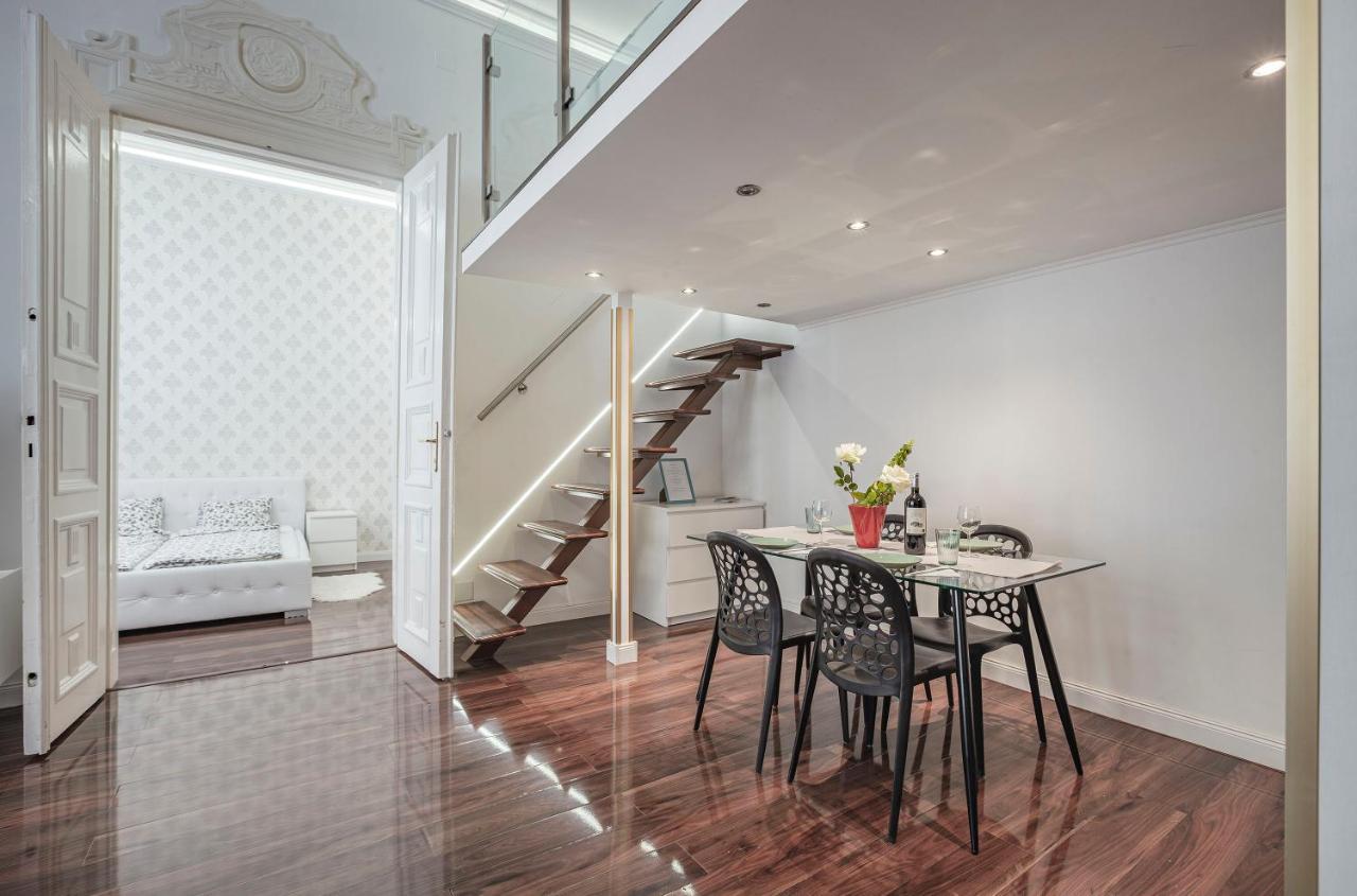 Luxury Art Deco Flat / Big Balcony Apartment Budapest Luaran gambar