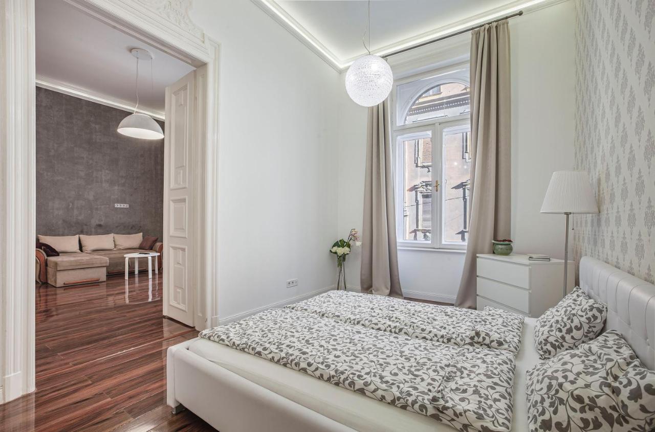 Luxury Art Deco Flat / Big Balcony Apartment Budapest Luaran gambar